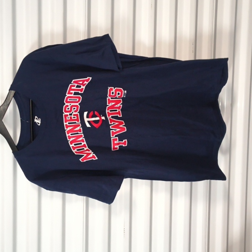 Logo Athletic Men's Minnesota Twins Team Short Sleeve Crewneck T-shirt XL